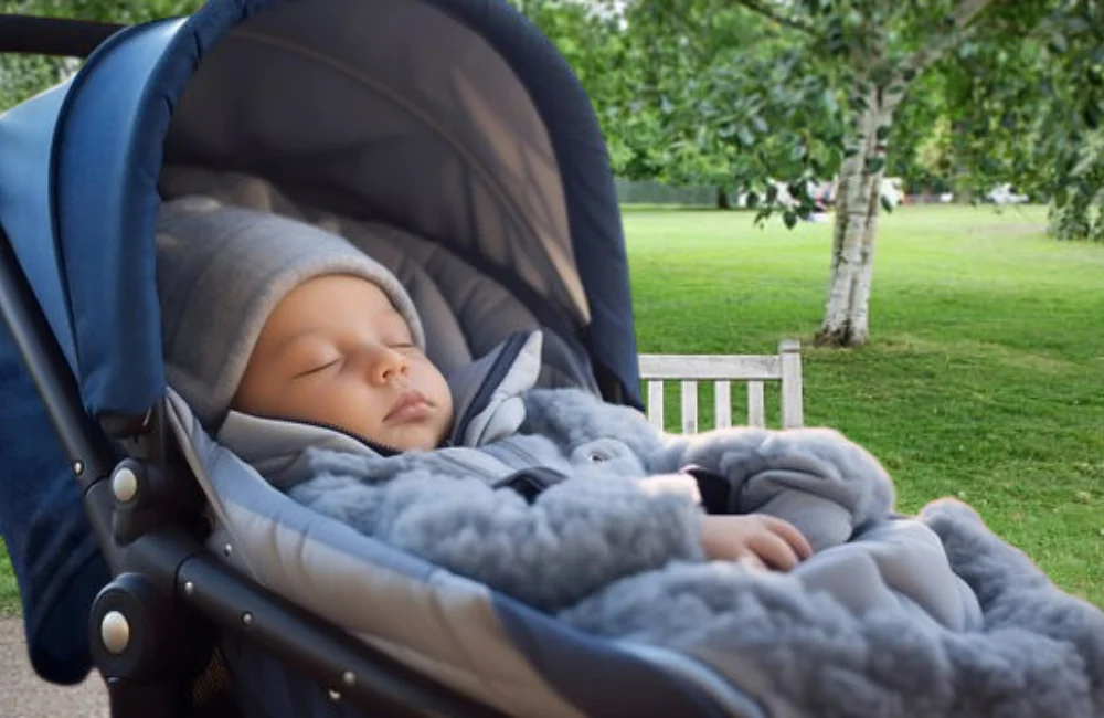 Can Baby Sleep In Stroller